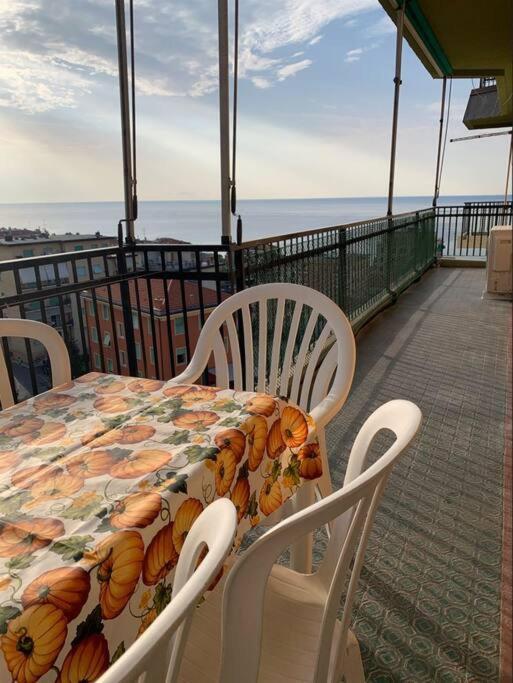 Vista Mare Con Ogni Comfort Varazze Kültér fotó